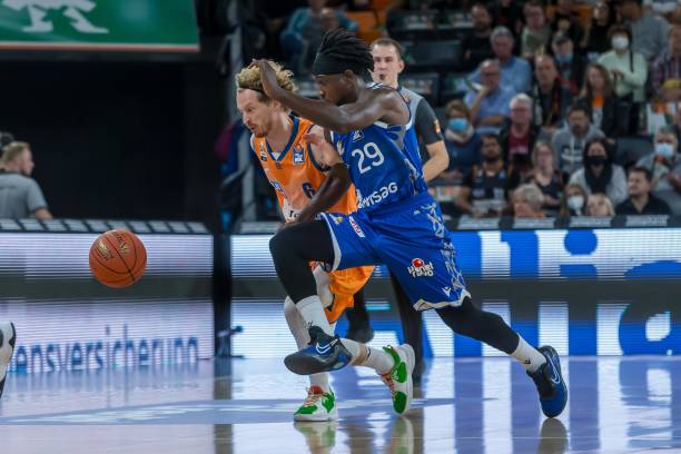 都有各自的 都有各自的