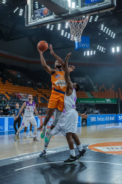 春天对于踢 春天对于踢